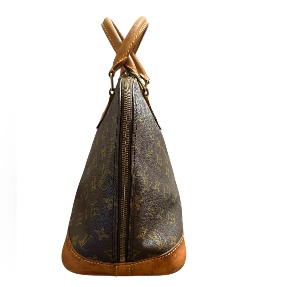 Louis Vuitton Alma Monogram Canvas Top Handle Vintage with D rings-see callouts